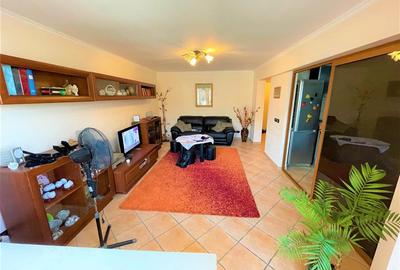 Apartament cu 4 camere decomandat, mobilat în Ultracentral