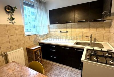 Apartament cu 2 camere decomandat, mobilat în Decebal - 4