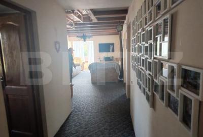 Casă cu 5 camere cu Teren 1100 Mp în Central