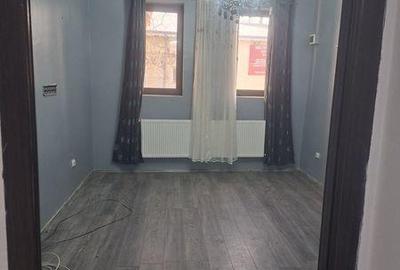 Casă cu 1 camere cu Teren 45 Mp în Central - 1