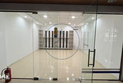 Spațiu comercial, de 25 mp, în Central