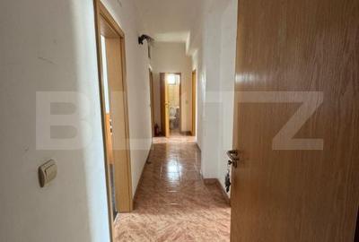 Spațiu comercial, de 140 mp, în Central - 6