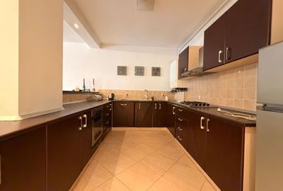 Apartament cu 2 camere decomandat, mobilat în Polonă - 5