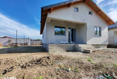 Casă cu 3 camere cu Teren 250 Mp în Agigea - 3