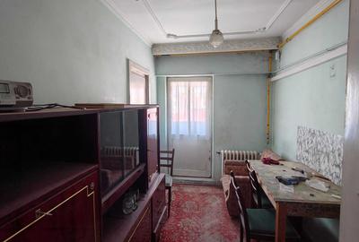 Apartament cu 2 camere decomandat în Ultracentral