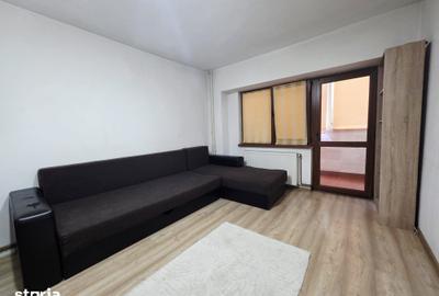 Apartament cu 2 camere decomandat în Nicolina