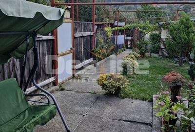 Casă cu 2 camere în Suseni