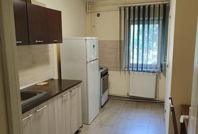 Apartament cu 3 camere decomandat în Central - 3