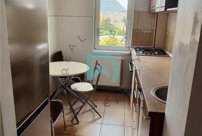 Apartament cu 2 camere semidecomandat în Astra