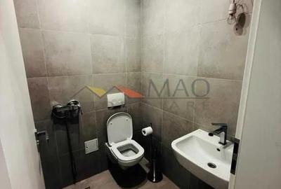 Apartament cu 4 camere decomandat în Libertății