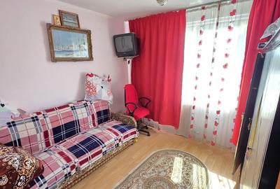 Apartament cu 2 camere decomandat în Drumul Taberei