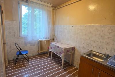 Apartament cu 2 camere decomandat în Titan - 8