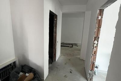 Casă cu 4 camere cu Teren 220 Mp în Chiajna
