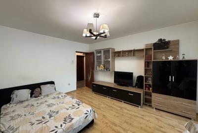 Apartament cu 3 camere semidecomandat în Central - 13