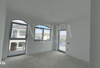 Casă cu 4 camere cu Teren 380 Mp în Central