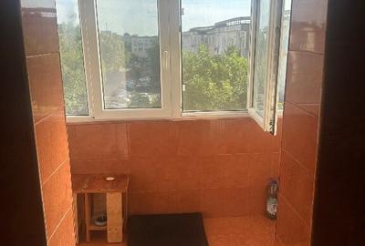 Apartament cu 3 camere decomandat în Buzaului - 2