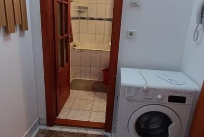 Garsonieră decomandată în Republicii