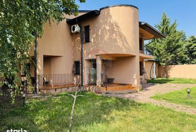 Casă cu 4 camere cu Teren 563 Mp în Central