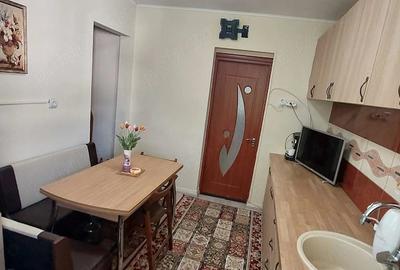 Apartament cu 3 camere decomandat în Central - 4