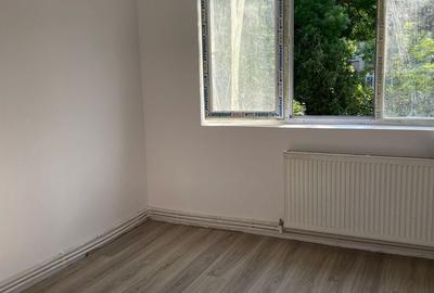 Apartament cu 2 camere decomandat în Tomis II - 4