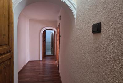 Apartament cu 3 camere decomandat în Rogerius - 5
