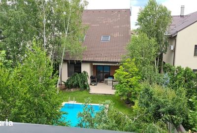 Apartament cu 4 camere în Central