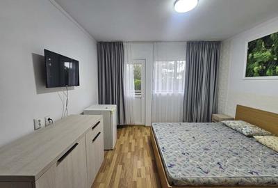 Casă individuală cu 18 camere cu Canalizare în Central - 2