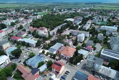 Spațiu comercial, de 350 mp, în Ultracentral - 40