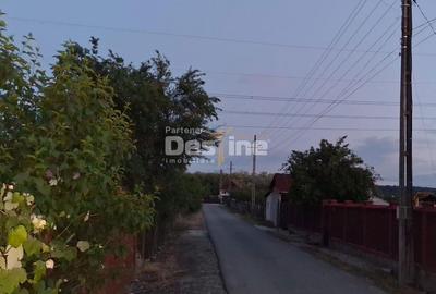 Teren de 2400 mp, în Central - 1