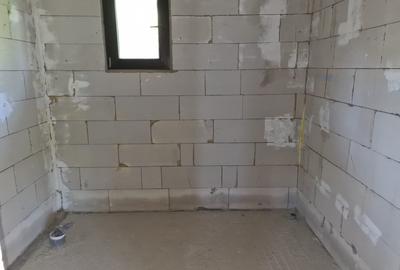 Casă individuală cu 5 camere cu Canalizare în Crăcăoani - 8