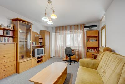 Garsonieră decomandată, mobilată în Muncii