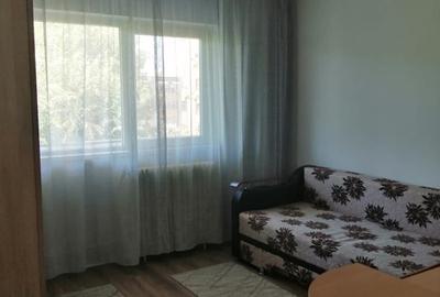 Apartament cu 3 camere decomandat în Nicolina - 4
