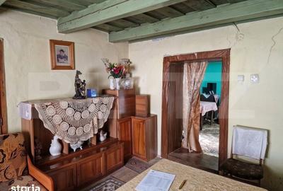 Casă cu 2 camere cu Teren 2300 Mp în Aluniș