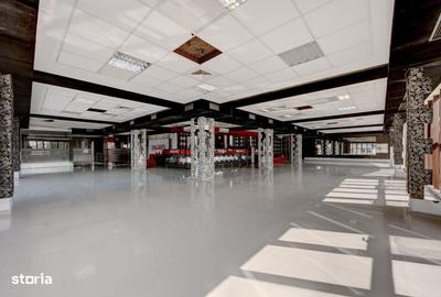 Spațiu comercial, de 500 mp, în Central - 4