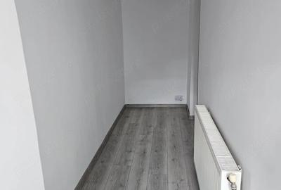 Garsonieră decomandată în Central - 1