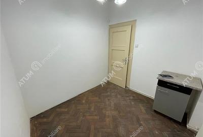 Apartament cu 4 camere decomandat în Central - 12