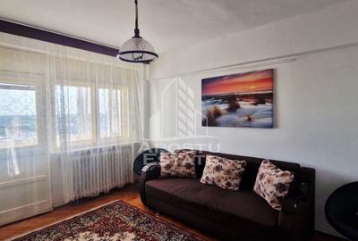 Apartament cu 2 camere decomandat în P-ța Unirii