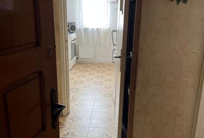Apartament cu 3 camere decomandat în Vest - 2