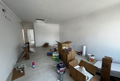 Casă cu 4 camere cu Teren 300 Mp în Central - 1