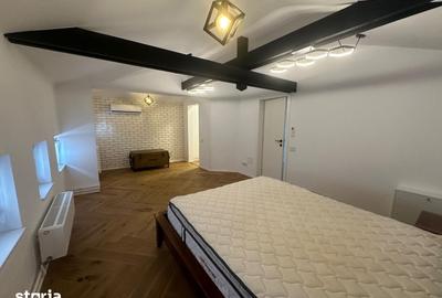 Apartament cu 3 camere decomandat în Aviatorilor