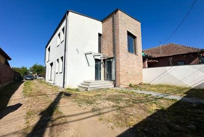 Casă individuală cu 5 camere cu Canalizare în Someșeni - 2