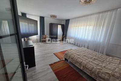 Casă cu 5 camere cu Teren 1500 Mp în Central - 8