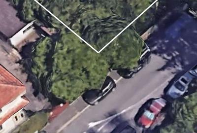 Casă individuală cu 3 camere cu Canalizare în Central - 2