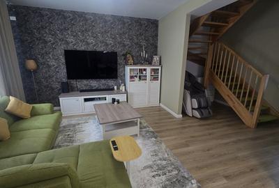 Casă cu 4 camere în Lacu - 2