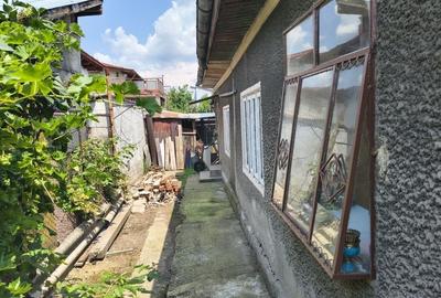 Casă cu 3 camere semidecomandat în Sud - 1