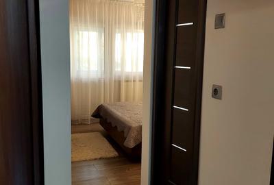 Apartament cu 4 camere decomandat în Ultracentral