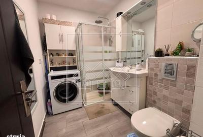 Apartament cu 2 camere decomandat în Vasile Aaron