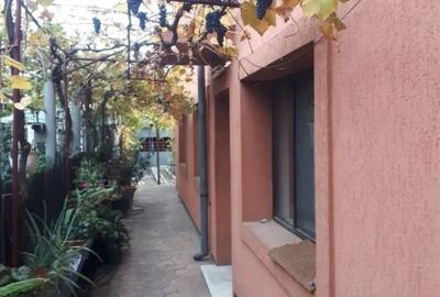 Casă cu 4 camere în Central - 5