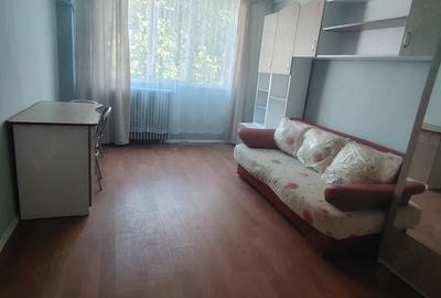 Garsonieră decomandată în Țiglina 1 - 5