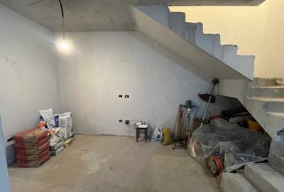 Casă cu 2 camere cu Teren 250 Mp în Vânători - 4